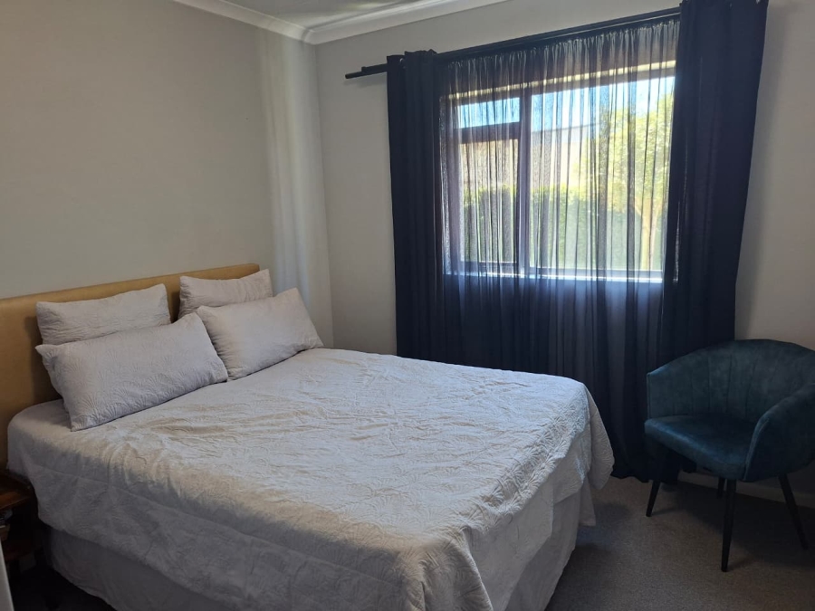 To Let 2 Bedroom Property for Rent in Burgundy Estate Western Cape